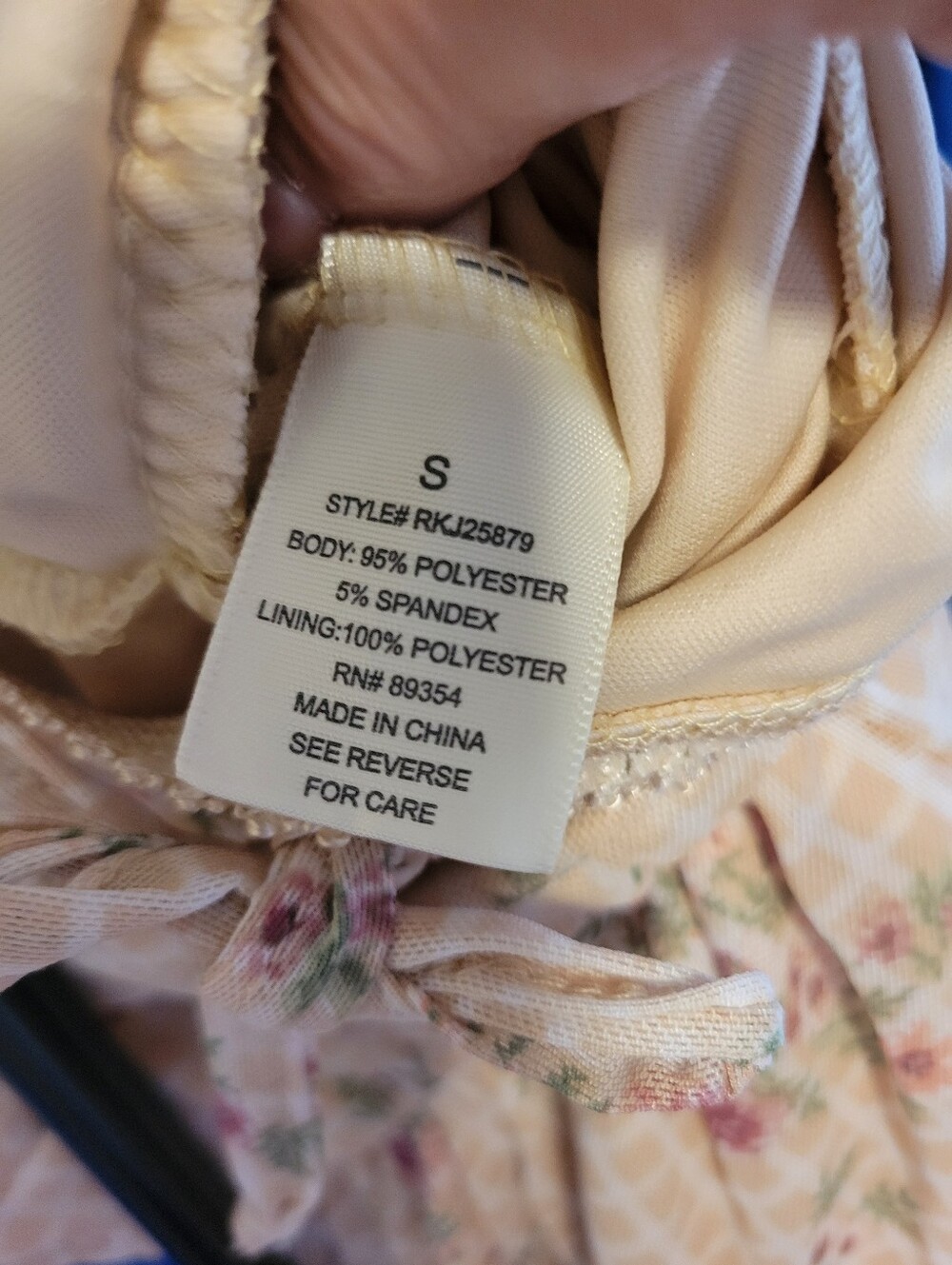 Floral Ruffle Sleeve Romper in Soft Cream - Picture 3 of 8